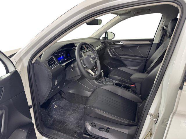 Photo of 2022 Pure White Volkswagen Tiguan