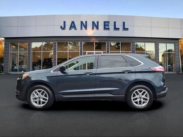 Photo of 2024 Stone Blue Metallic Ford Edge