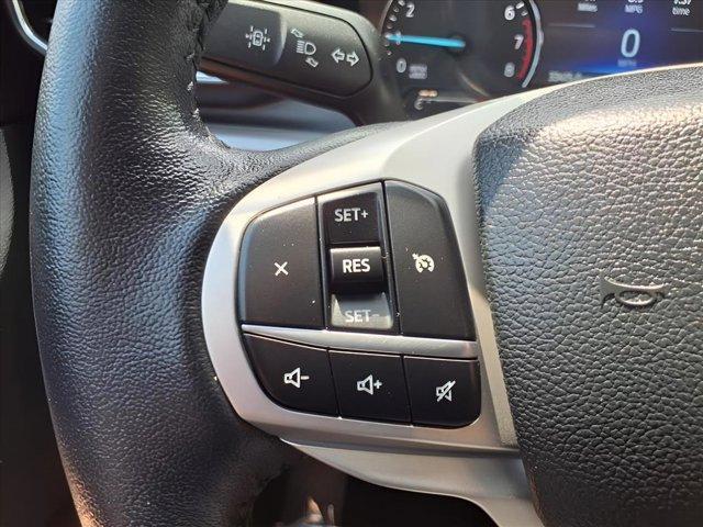 Photo of 2023 Iconic Silver Metallic Ford Explorer