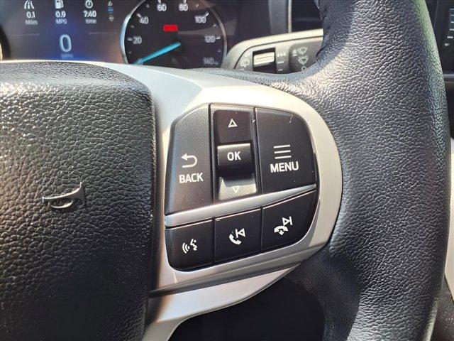 Photo of 2023 Iconic Silver Metallic Ford Explorer