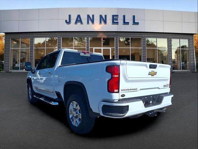 Photo of 2024 Summit White Chevrolet Silverado 2500