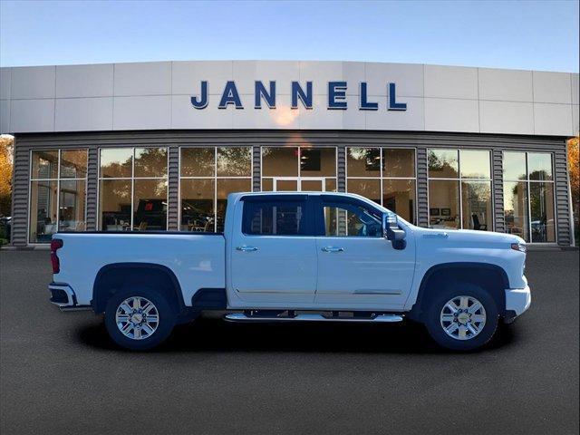 Photo of 2024 Summit White Chevrolet Silverado 2500