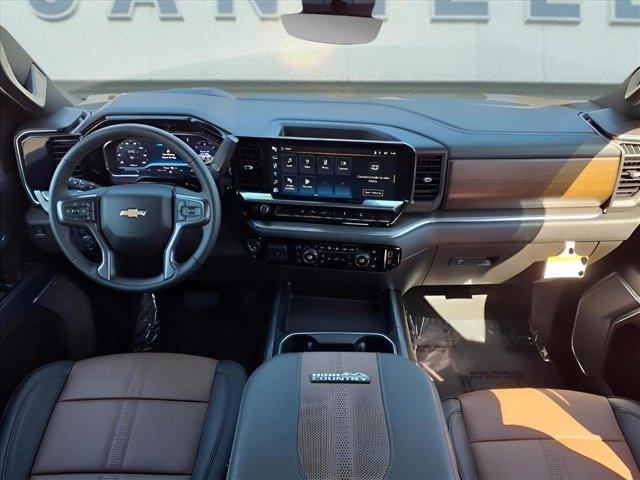 Photo of 2024 Summit White Chevrolet Silverado 2500