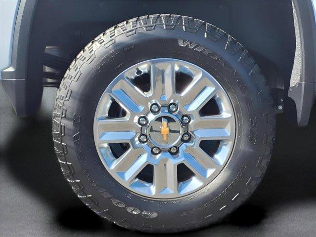 Photo of 2024 Summit White Chevrolet Silverado 2500