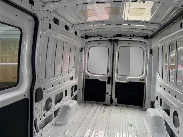 Photo of 2023 Oxford White Ford Transit-250