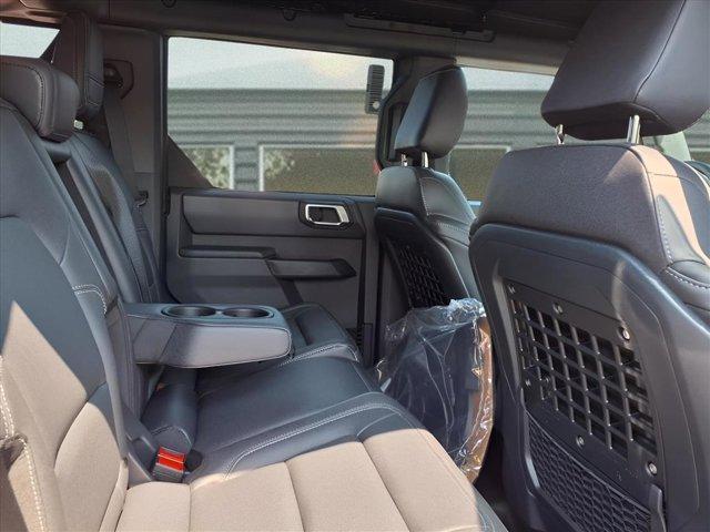 Photo of 2025 Black Ford Bronco