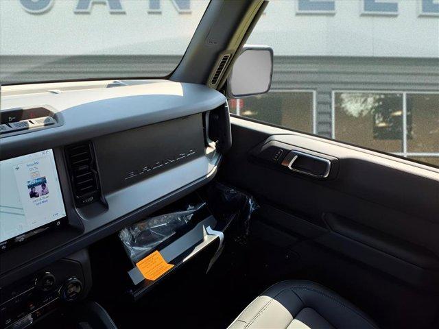 Photo of 2025 Black Ford Bronco