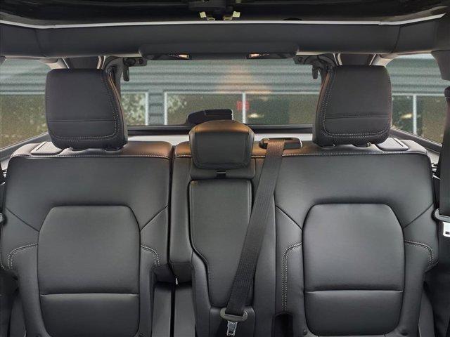 Photo of 2025 White Ford Bronco