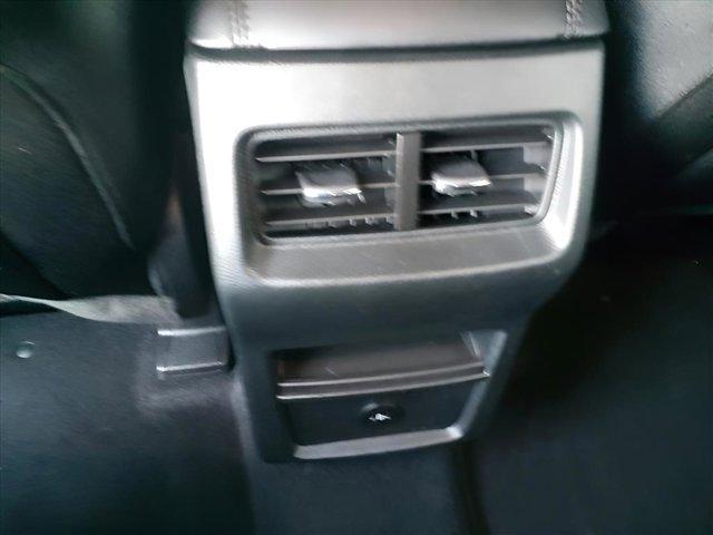 Photo of 2024 Iconic Silver Metallic Ford Edge