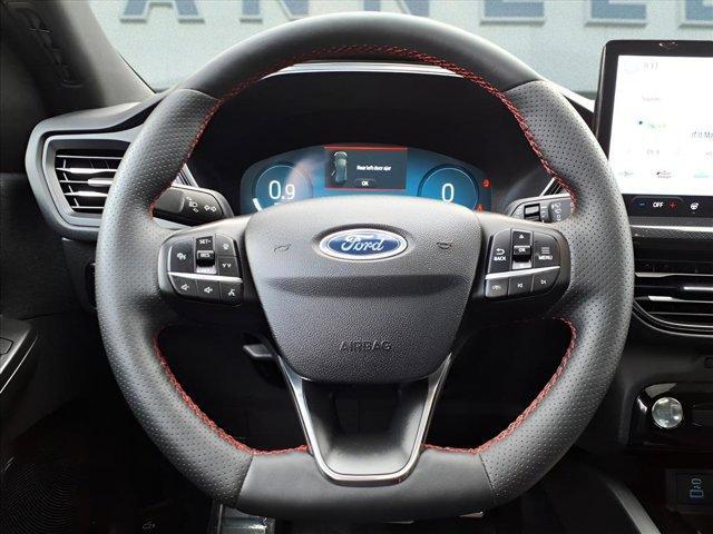 Photo of 2023 Cinnabar Red Metallic Ford Escape
