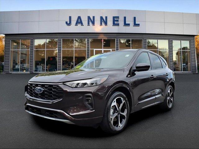 Photo of 2023 Cinnabar Red Metallic Ford Escape