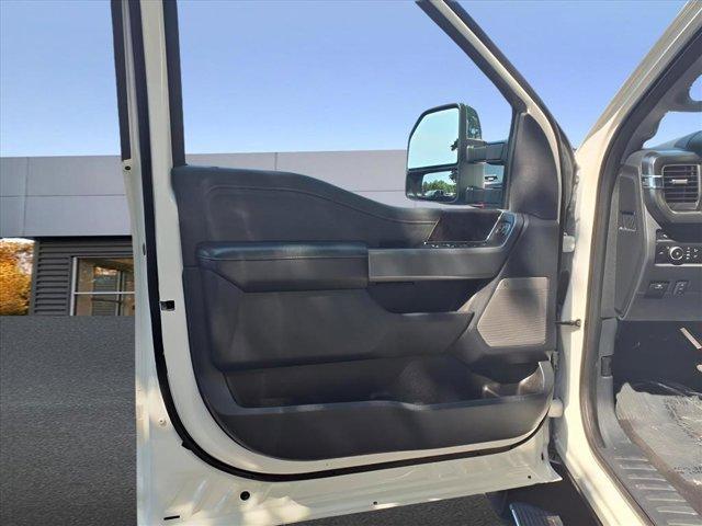 Photo of 2023 Star White Ford F-250