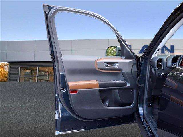 Photo of 2022 Alto Blue Metallic Tinted Clearcoat Ford Bronco Sport