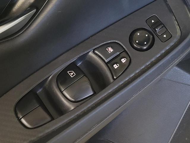 Photo of 2023 Brilliant Silver Metallic Nissan Sentra