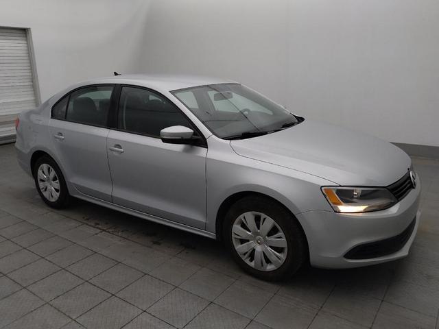 Photo of 2014 Reflex Silver Metallic Volkswagen Jetta