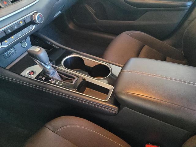 Photo of 2023 Super Black Nissan Altima