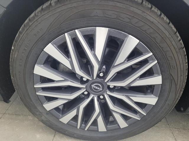 Photo of 2023 Super Black Nissan Altima
