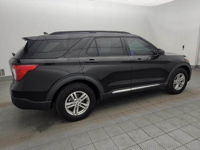 Photo of 2021 Agate Black Metallic Ford Explorer