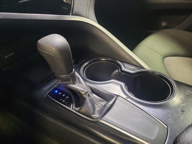 Photo of 2018 Celestial Silver Metallic Toyota Camry