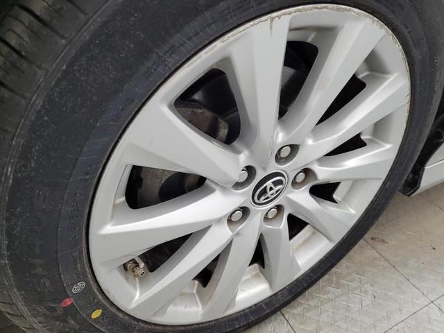 Photo of 2018 Celestial Silver Metallic Toyota Camry
