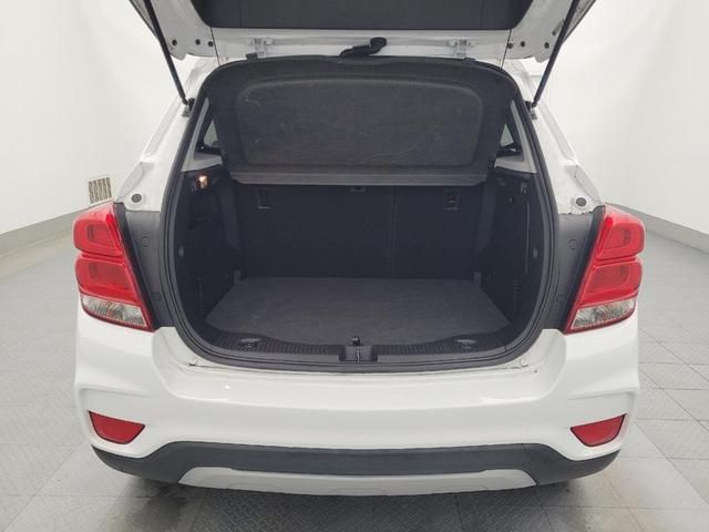 Photo of 2019 Summit White Chevrolet Trax