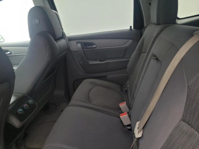 Photo of 2017 White Chevrolet Traverse