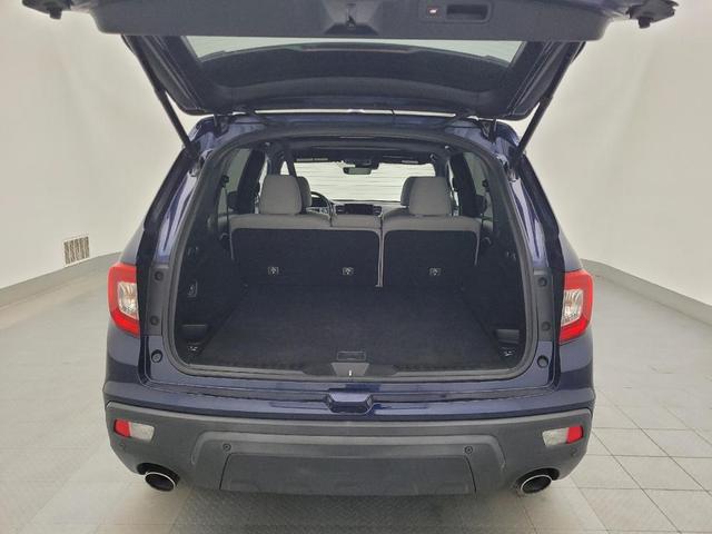 Photo of 2019 Obsidian Blue Pearl Honda Passport
