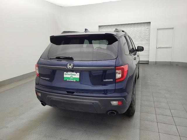 Photo of 2019 Obsidian Blue Pearl Honda Passport