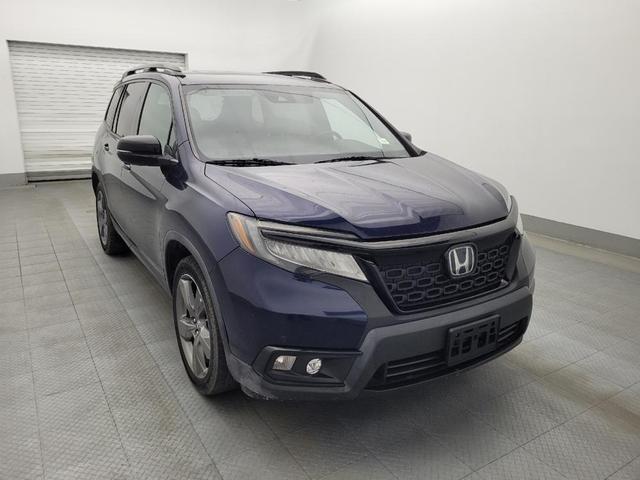 Photo of 2019 Obsidian Blue Pearl Honda Passport