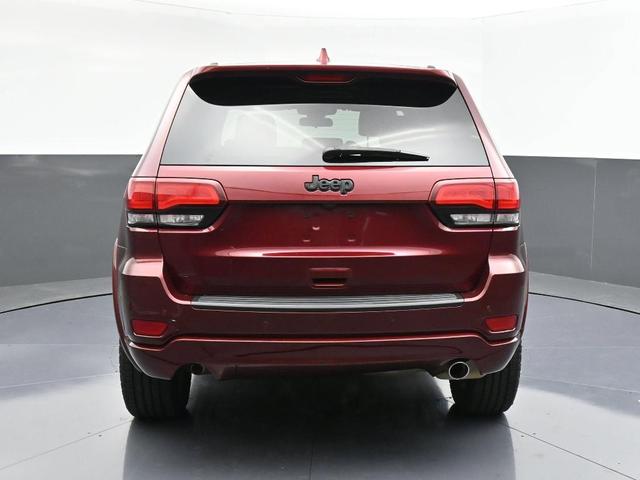 Photo of 2021 Velvet Red Pearlcoat Jeep Grand Cherokee