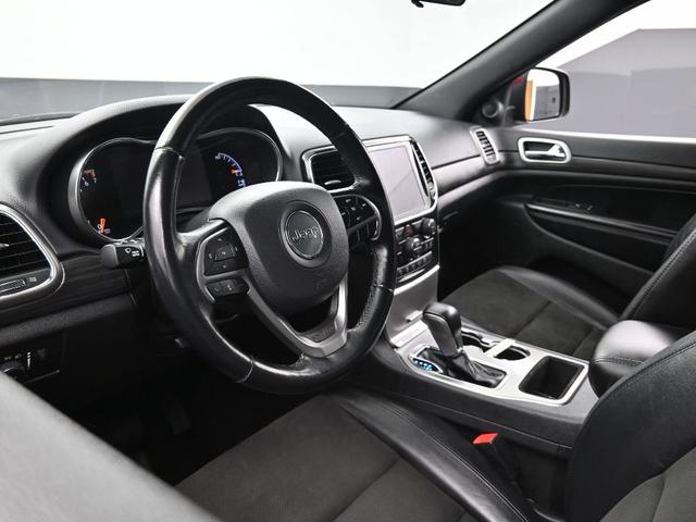 Photo of 2021 Velvet Red Pearlcoat Jeep Grand Cherokee