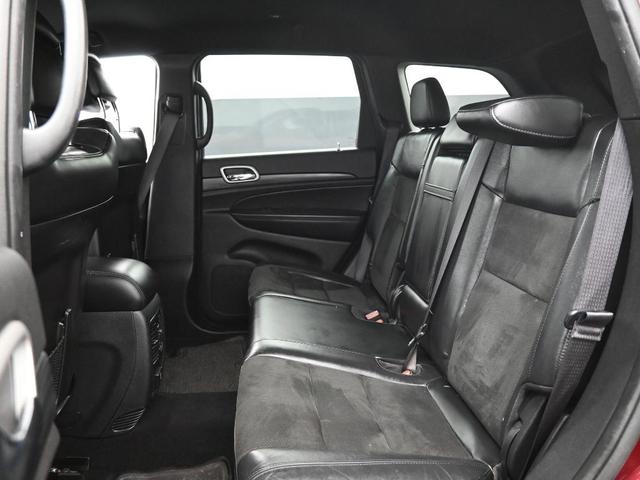 Photo of 2021 Velvet Red Pearlcoat Jeep Grand Cherokee