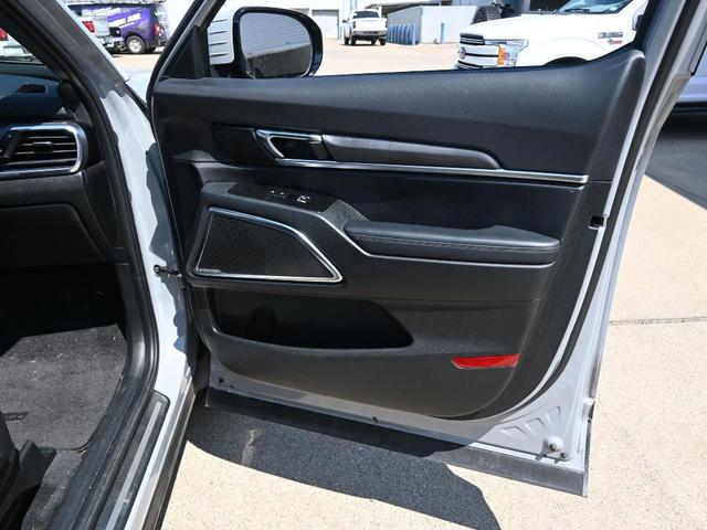 Photo of 2024 Wolf Gray Kia Telluride