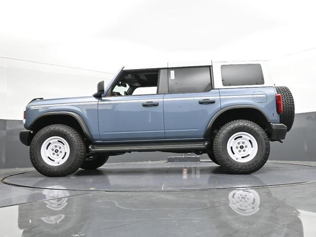 Photo of 2025 Azure Gray Metallic Ford Bronco