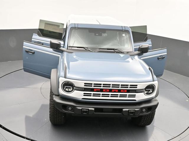 Photo of 2025 Azure Gray Metallic Ford Bronco