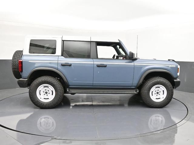 Photo of 2025 Azure Gray Metallic Ford Bronco