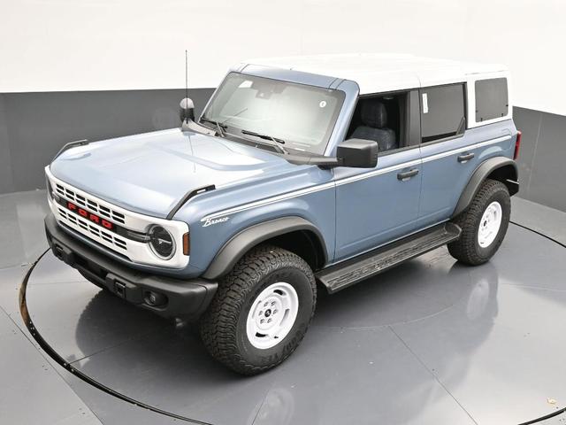 Photo of 2025 Azure Gray Metallic Ford Bronco