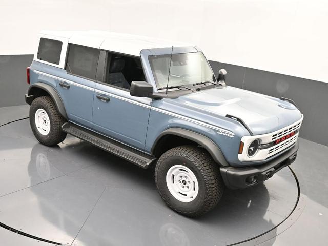 Photo of 2025 Azure Gray Metallic Ford Bronco
