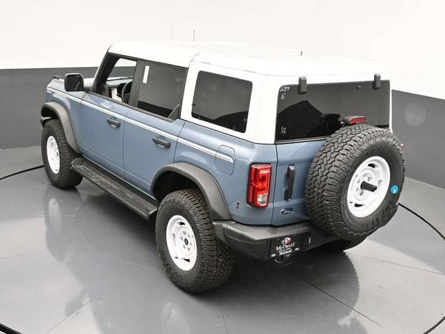Photo of 2025 Azure Gray Metallic Ford Bronco