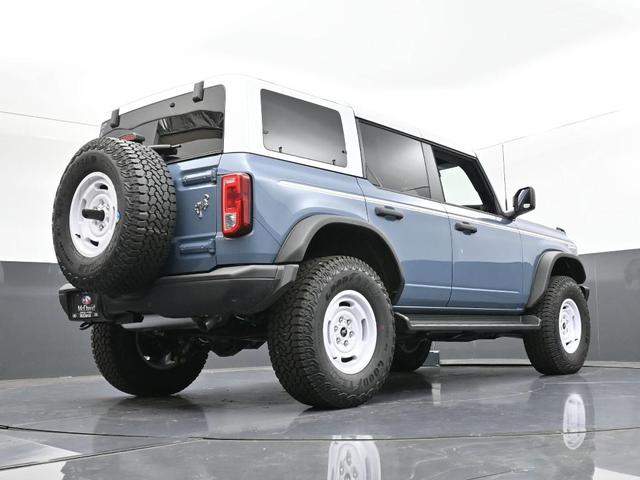 Photo of 2025 Azure Gray Metallic Ford Bronco