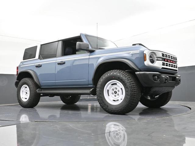 Photo of 2025 Azure Gray Metallic Ford Bronco