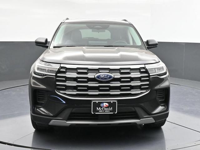 Photo of 2025 Agate Black Metallic Ford Explorer