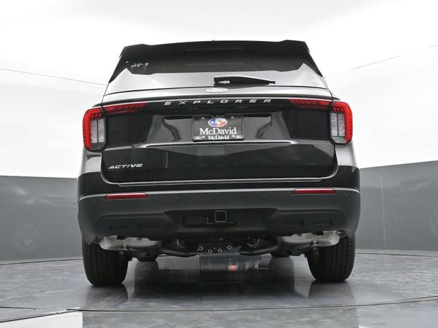Photo of 2025 Agate Black Metallic Ford Explorer