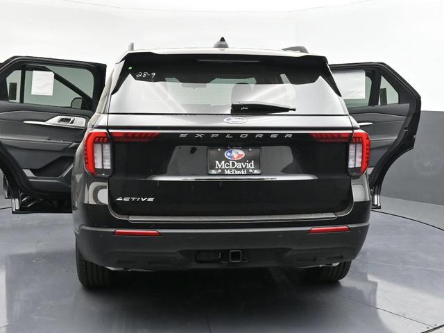 Photo of 2025 Agate Black Metallic Ford Explorer