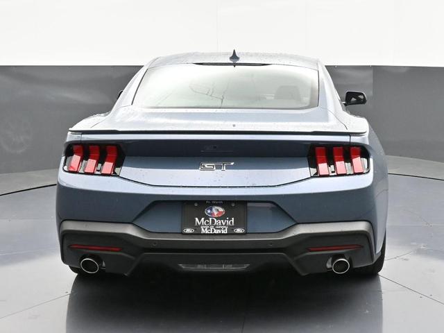 Photo of 2025 Vapor Blue Metallic Ford Mustang