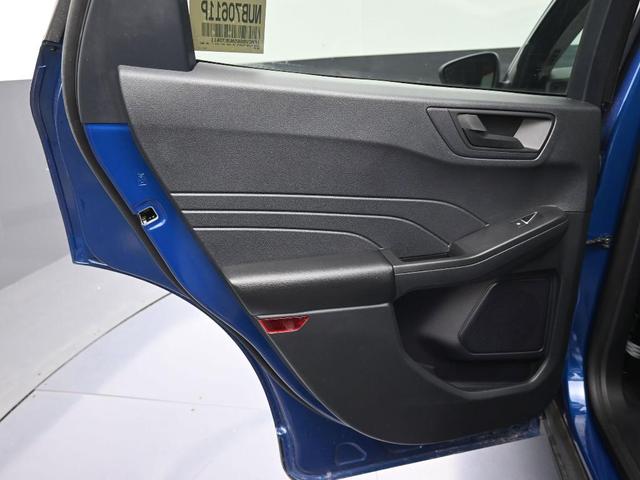 Photo of 2022 Atlas Blue Metallic Ford Escape