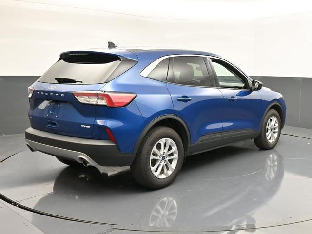Photo of 2022 Atlas Blue Metallic Ford Escape