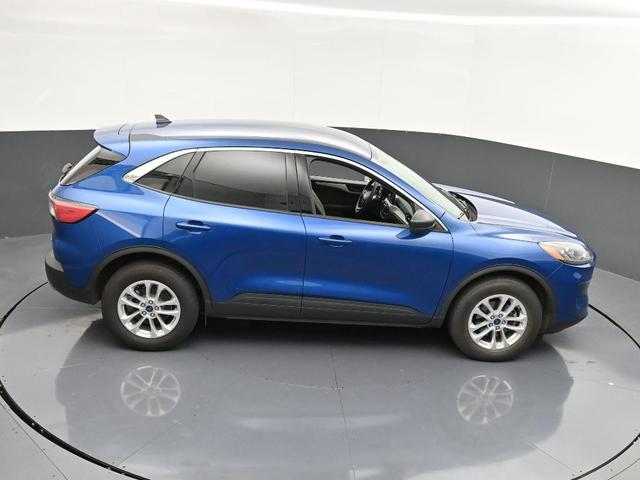 Photo of 2022 Atlas Blue Metallic Ford Escape