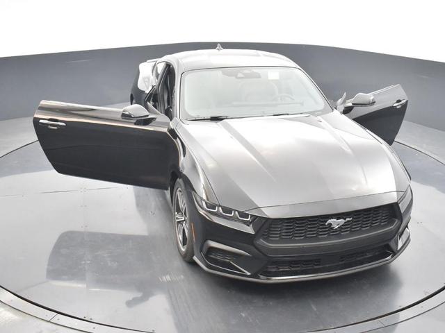 Photo of 2025 Shadow Black Ford Mustang