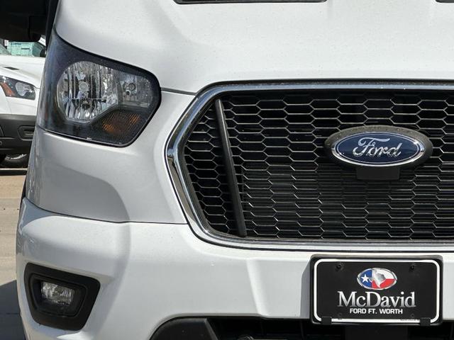 Photo of 2025 Oxford White Ford Transit-350